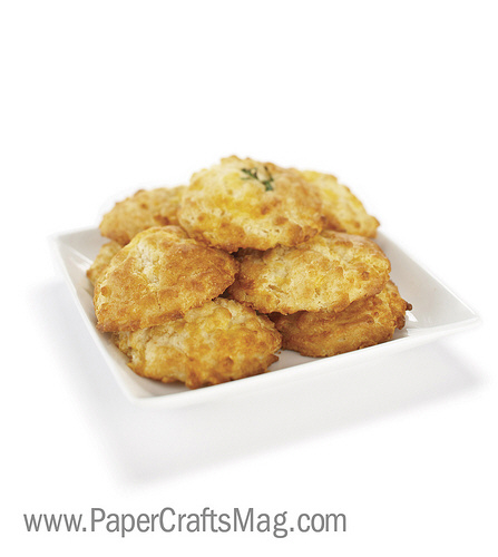 cheesy garlic drop biscuits