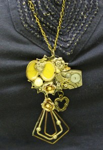 4 - pendant (700x1024)