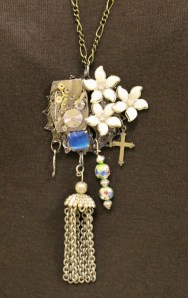 6  - pendant (644x1024)